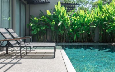Cum poți integra o piscină în amenajarea de vară a grădinii? 4 idei care te pot inspira