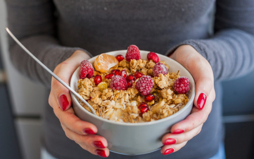 Cum să ai un mic dejun delicios cu cereale proteice