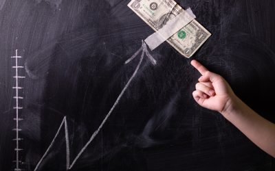 Strategii Eficiente pentru a Strânge Bani Mai Ușor și Mai Rapid