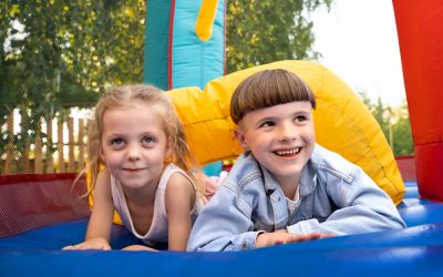 Cum estimez amortizarea investiției pentru un topogan gonflabil într-un business de închirieri?