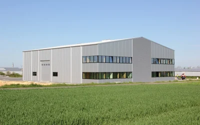 Partenerul tău de încredere în materiale pentru construcții, profile trapez, panouri termoizolante și uși industrial