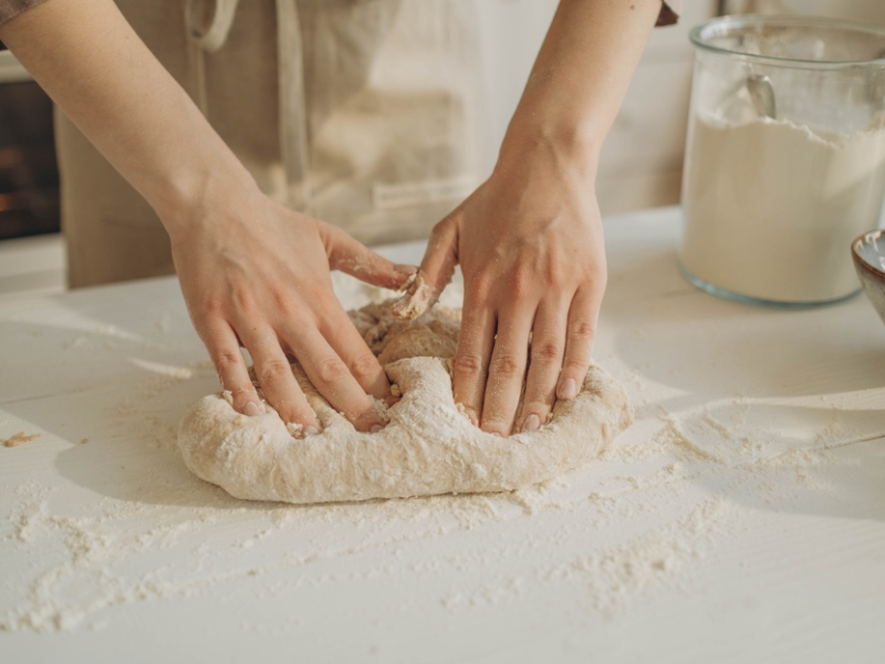 Trei rețete de pâine cu drojdie. Alege-o pe cea mai bună!